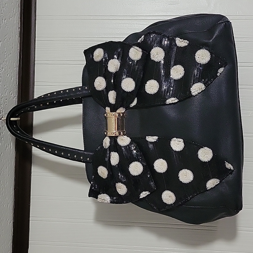 Betsey Johnson bow handbag